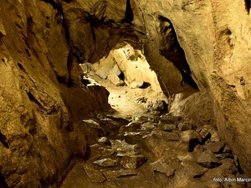Jaskinia Mroźna w Tatrach Zachodnich